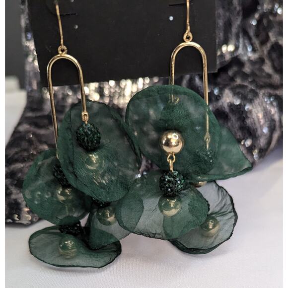 Green Organza Petal Earrings with Gold Beads - Picture 4 of 7